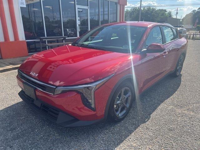 Kia K4 LXS FWD 2025