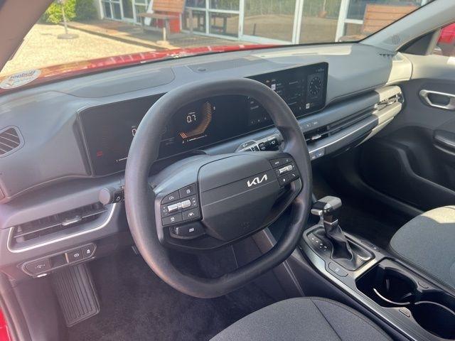 Kia K4 LXS FWD 2025