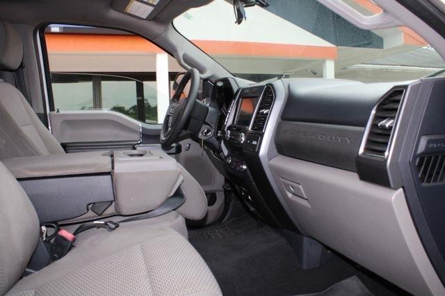 Ford Super Duty F-250 SRW King Ranch 4WD Crew Cab 8' Box 2022