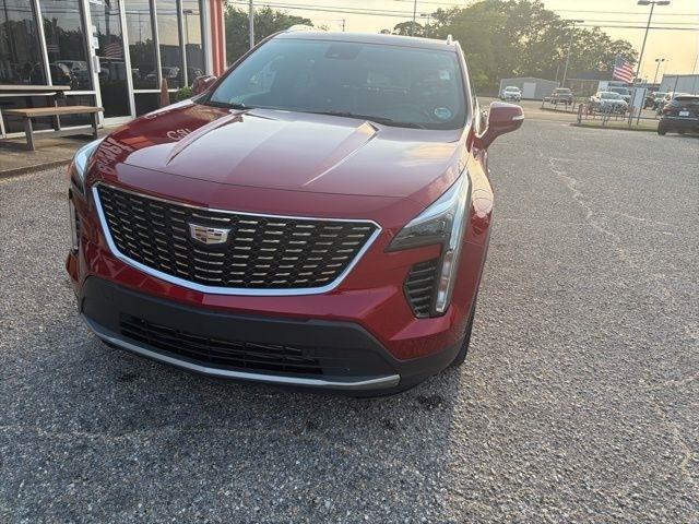 Cadillac XT4 FWD 4dr Premium Luxury 2021