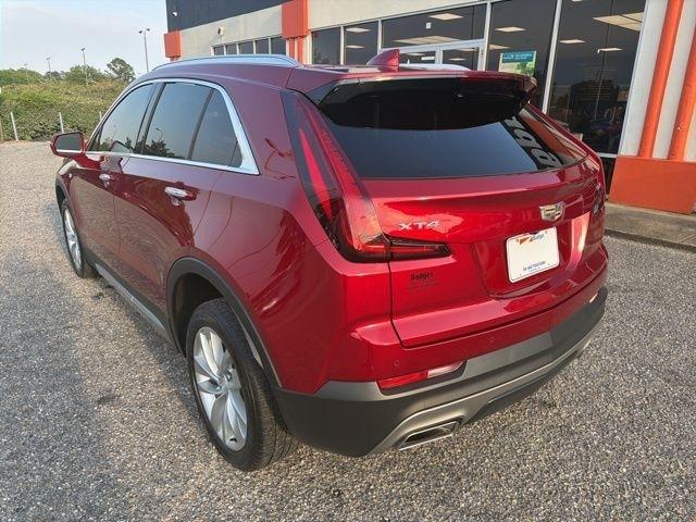 Cadillac XT4 FWD 4dr Premium Luxury 2021