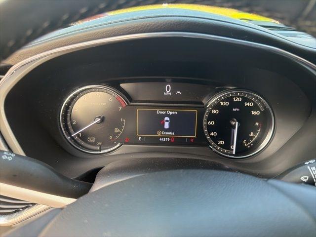 Cadillac XT4 FWD 4dr Premium Luxury 2021