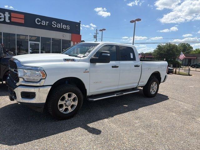 RAM 2500 Big Horn 4x4 Crew Cab 6'4" Box 2024