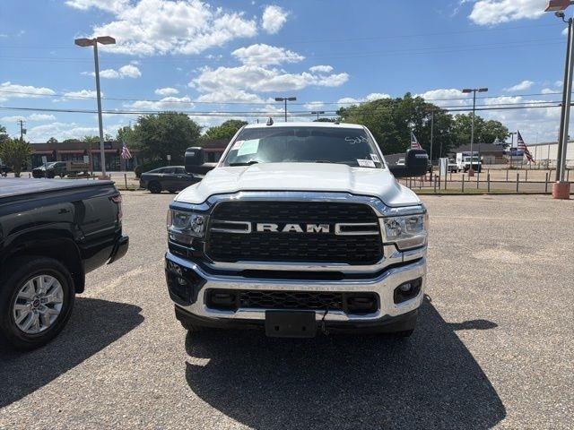 RAM 2500 Big Horn 4x4 Crew Cab 6'4" Box 2024