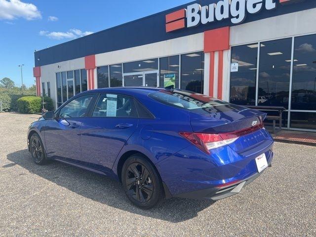 Hyundai Elantra SEL IVT 2022