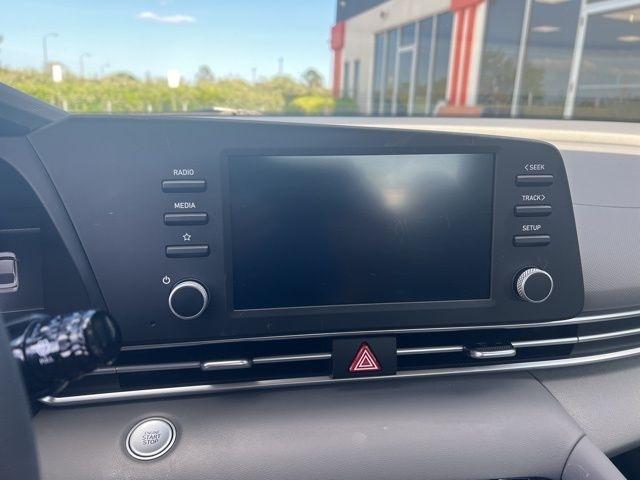 Hyundai Elantra SEL IVT 2022