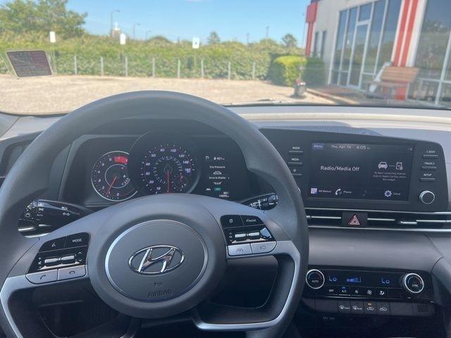 Hyundai Elantra SEL IVT 2022