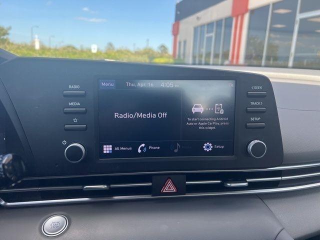 Hyundai Elantra SEL IVT 2022