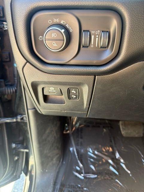 RAM 1500 Big Horn/Lone Star 4x2 Quad Cab 6'4" Box 2019