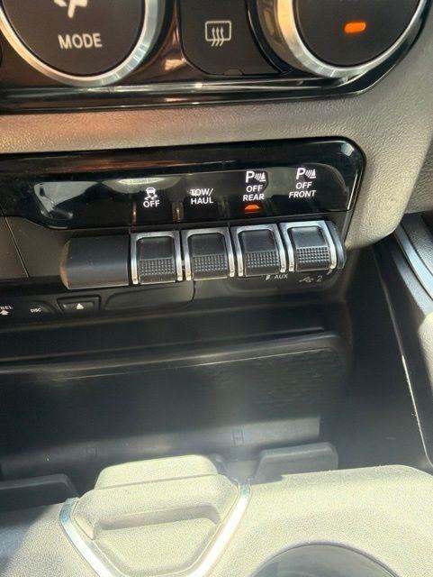 RAM 1500 Big Horn/Lone Star 4x2 Quad Cab 6'4" Box 2019