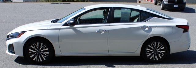 Nissan Altima SV FWD 2025