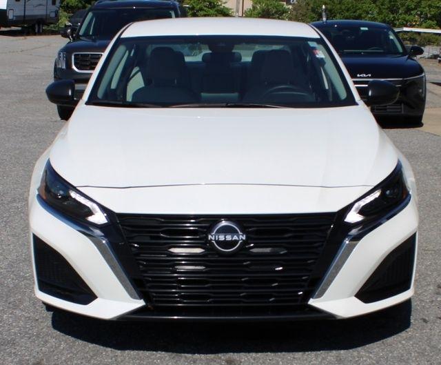 Nissan Altima SV FWD 2025