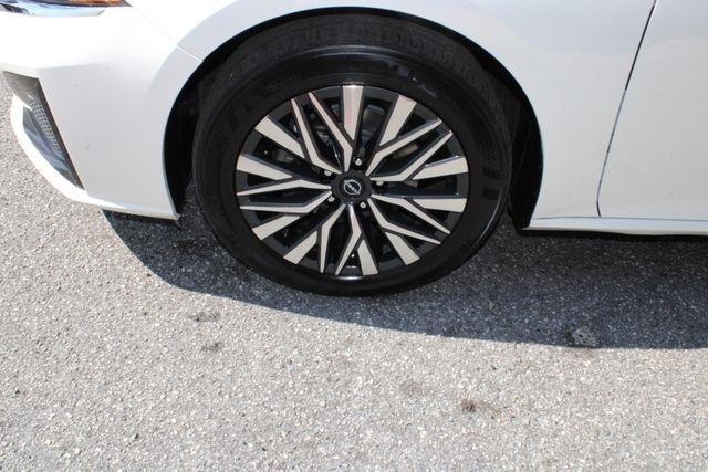 Nissan Altima SV FWD 2025