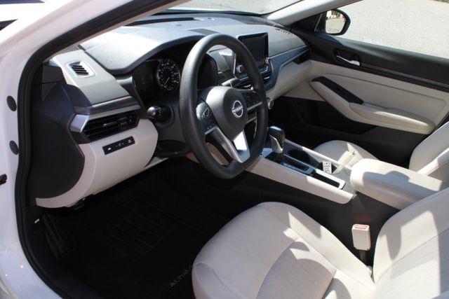 Nissan Altima SV FWD 2025