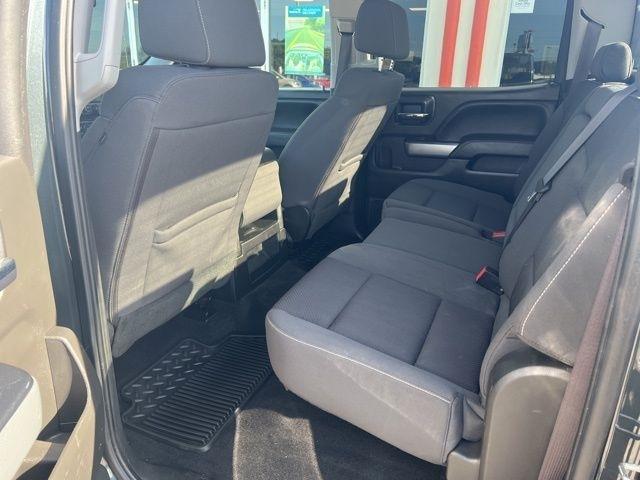 Chevrolet Silverado 1500 4WD Crew Cab 143.5" LT w/2LT 2017