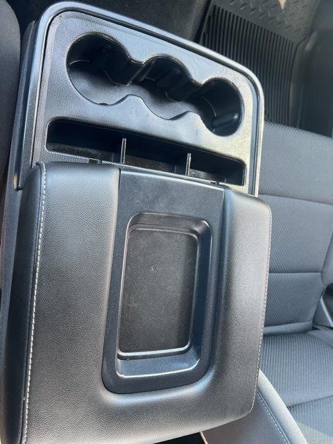 Chevrolet Silverado 1500 4WD Crew Cab 143.5" LT w/2LT 2017