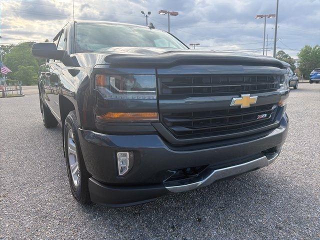 Chevrolet Silverado 1500 4WD Crew Cab 143.5" LT w/2LT 2017