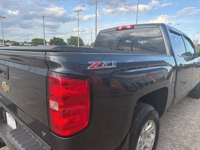Chevrolet Silverado 1500 4WD Crew Cab 143.5" LT w/2LT 2017