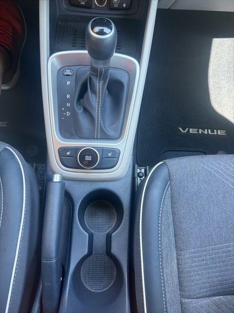 Hyundai Venue Limited IVT 2025
