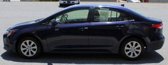 Toyota Corolla LE CVT (Natl) 2022