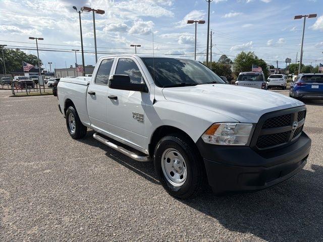 RAM 1500 Classic Tradesman 4x2 Quad Cab 6'4" Box 2023