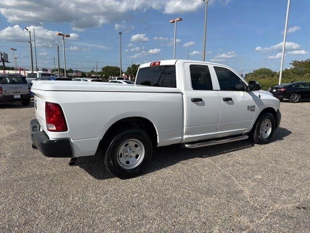 RAM 1500 Classic Tradesman 4x2 Quad Cab 6'4" Box 2023