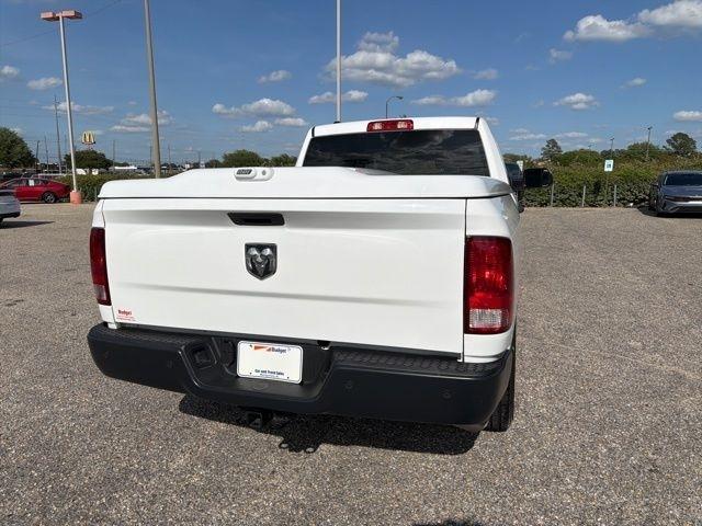 RAM 1500 Classic Tradesman 4x2 Quad Cab 6'4" Box 2023