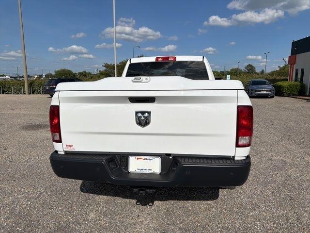 RAM 1500 Classic Tradesman 4x2 Quad Cab 6'4" Box 2023