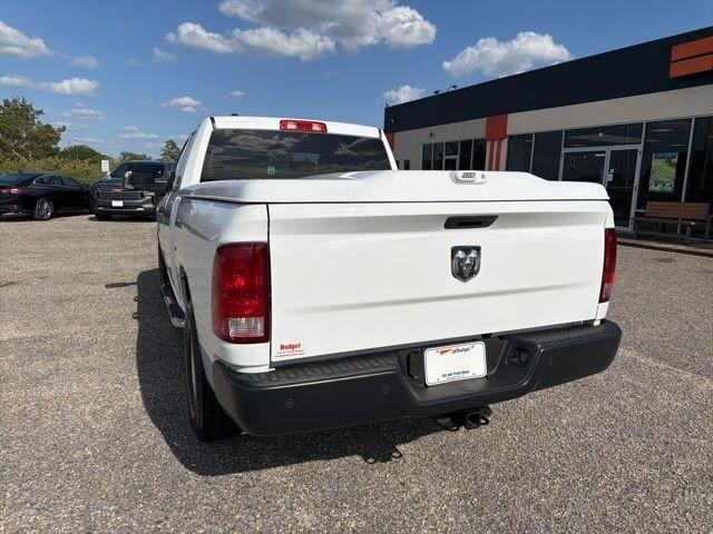 RAM 1500 Classic Tradesman 4x2 Quad Cab 6'4" Box 2023