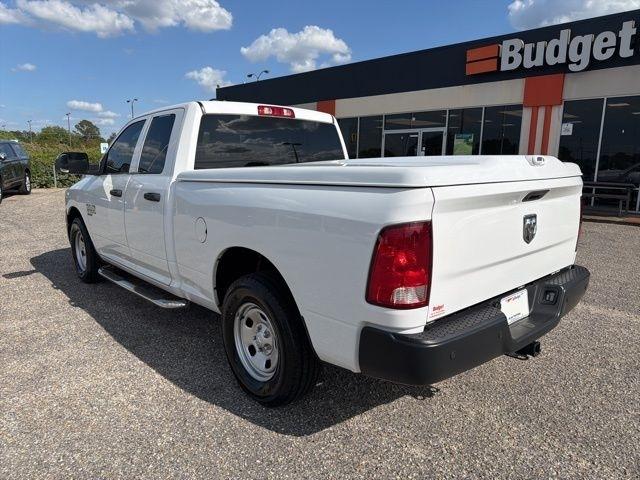 RAM 1500 Classic Tradesman 4x2 Quad Cab 6'4" Box 2023