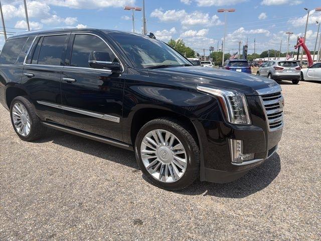 Cadillac Escalade 4WD 4dr Platinum 2019
