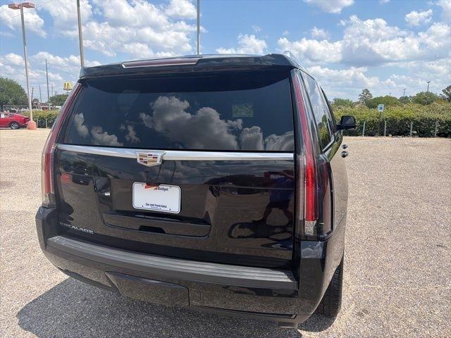 Cadillac Escalade 4WD 4dr Platinum 2019