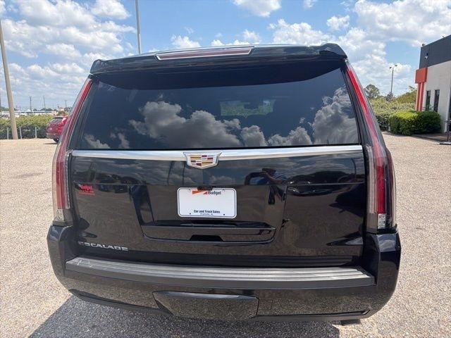 Cadillac Escalade 4WD 4dr Platinum 2019