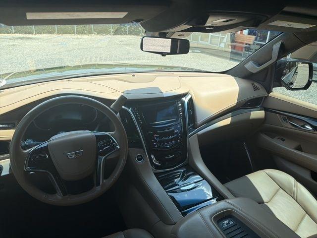 Cadillac Escalade 4WD 4dr Platinum 2019