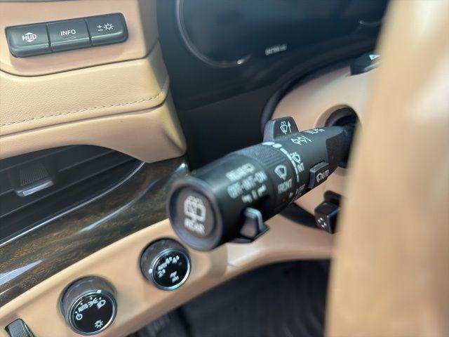 Cadillac Escalade 4WD 4dr Platinum 2019