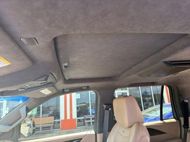 Cadillac Escalade 4WD 4dr Platinum 2019