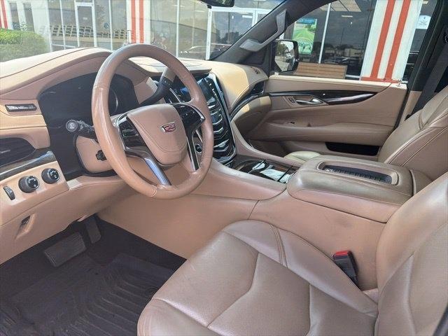 Cadillac Escalade 4WD 4dr Platinum 2019