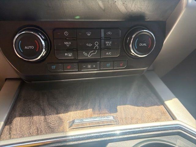 Ford Super Duty F-250 SRW King Ranch 4WD Crew Cab 8' Box 2019