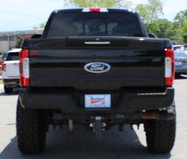 Ford Super Duty F-250 SRW King Ranch 4WD Crew Cab 8' Box 2019