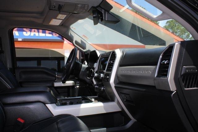 Ford Super Duty F-250 SRW King Ranch 4WD Crew Cab 8' Box 2019