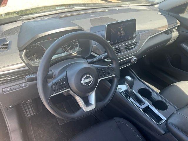 Nissan Altima SV FWD 2025