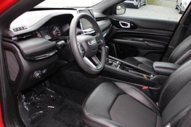 Jeep Compass photo 2