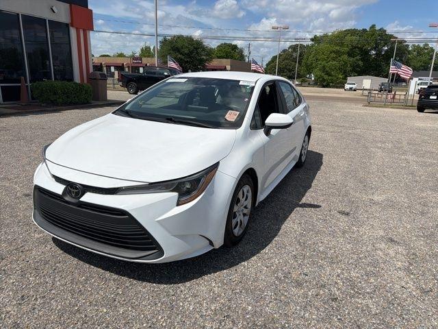 Toyota Corolla LE CVT (Natl) 2024