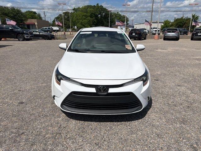 Toyota Corolla LE CVT (Natl) 2024