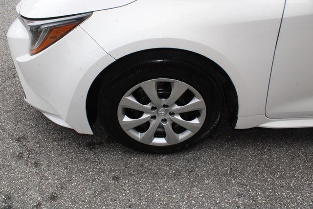 Toyota Corolla LE CVT (Natl) 2024