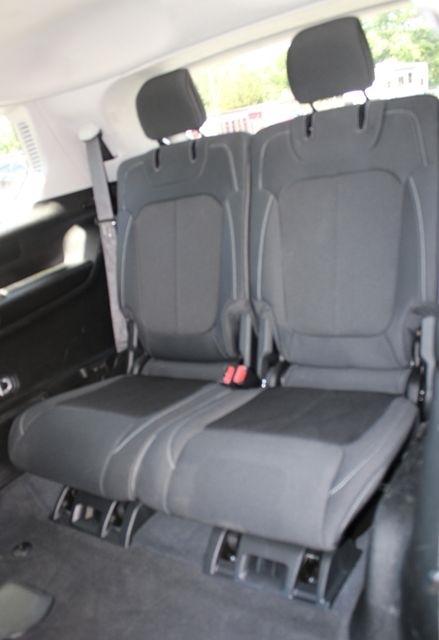 Jeep Grand Cherokee L Laredo 4x2 2023