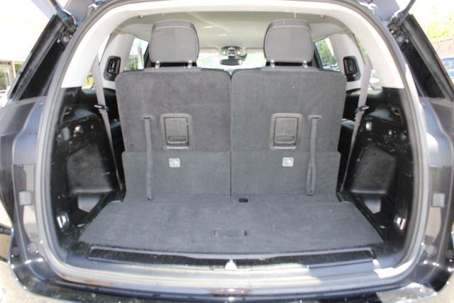 Jeep Grand Cherokee L Laredo 4x2 2023
