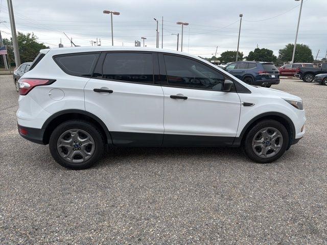 Ford Escape S FWD 2018