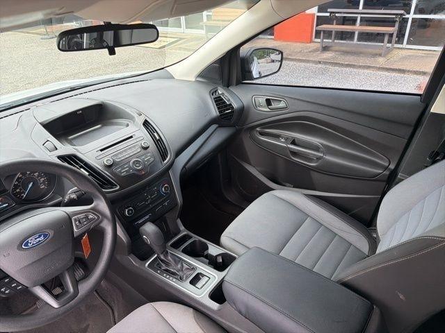 Ford Escape S FWD 2018