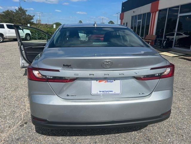 Toyota Camry XLE (Natl) 2025